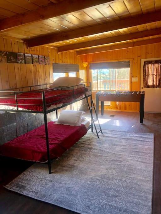 Holiday home Tillie Creek Retreat: A Creekside Oasis Wofford Heights