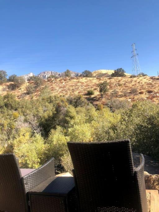 Tillie Creek Retreat: A Creekside Oasis Holiday home *