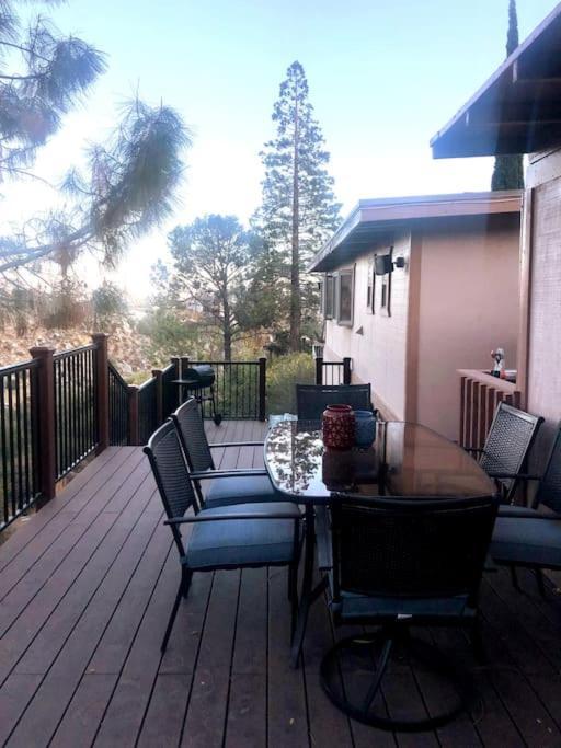 Holiday home Tillie Creek Retreat: A Creekside Oasis
